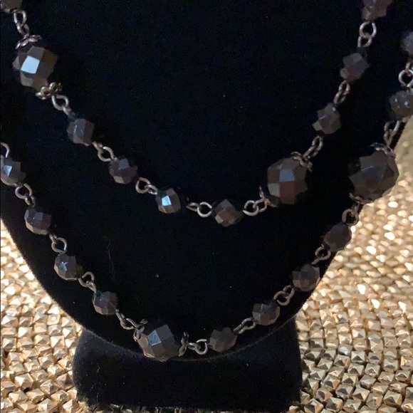 Black shaved beads Necklace and earning - Picture 3 of 3